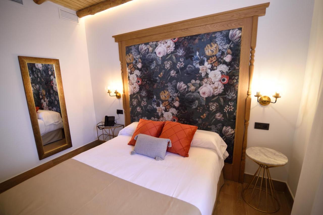 Hostal Rural Santa Habitaciones Aldea DEl Rocío Exteriör bild